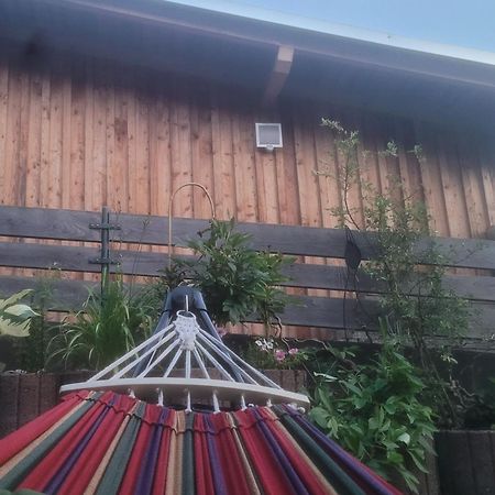 I24Rooms - Gaestezimmer Mit Eigenem Garten レガル エクステリア 写真